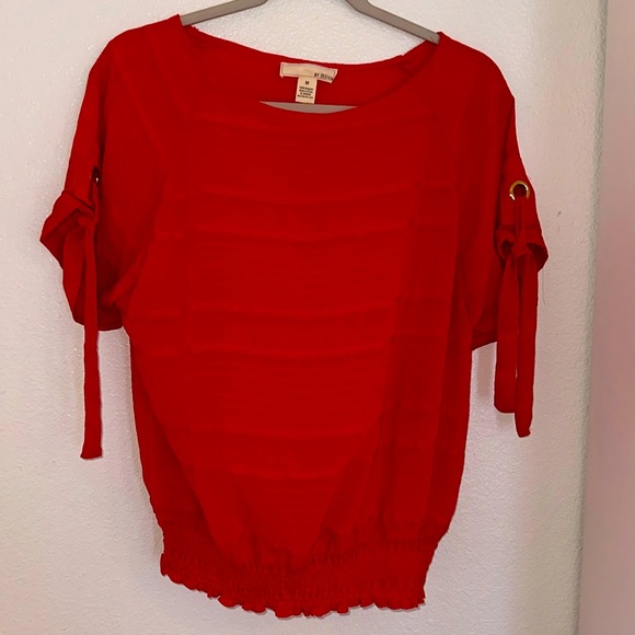 Sheer red blouse size medium with reaching at the bottom and ties on on side - Picture 1 of 8